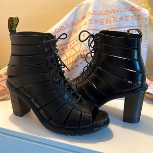 Dr. Marten Black Leather Lace-Up High Heels US10 LIKE NEW